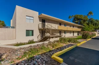 Photo #1: 6333608 Listing