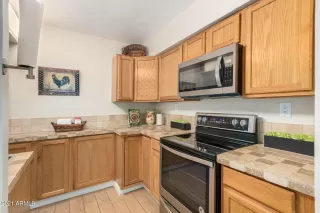 Photo #3: 6333608 Listing