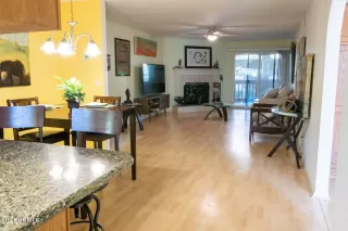 Photo #6: 6333683 Listing