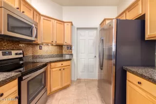 Photo #6: 6333856 Listing