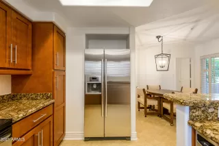 Photo #5: 6334031 Listing 