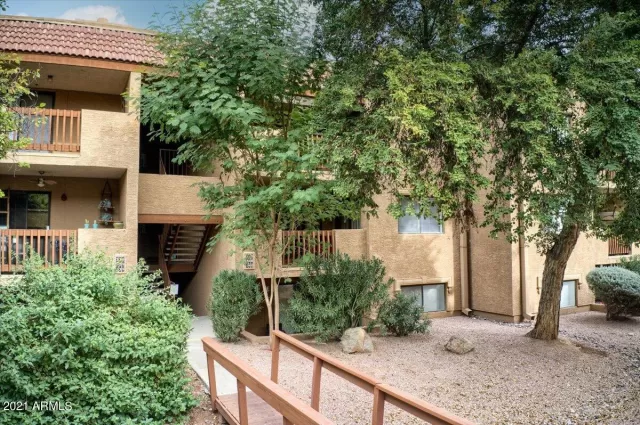 MLS: 6334188 Condo For Sale