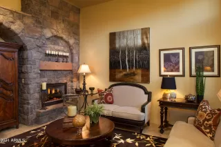 Photo #1: 6334285 Listing