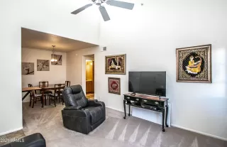 Photo #5: 6334543 Listing