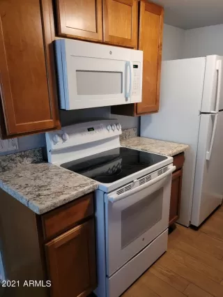 Photo #3: 6334551 Listing