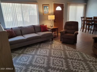 Photo #6: 6334551 Listing