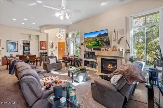 Photo #4: 6334552 Listing