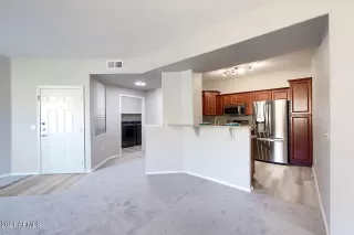 Photo #5: 6334585 Listing 