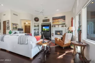 Photo #3: 6334957 Listing