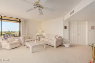 Photo #5: 6335007 Listing 