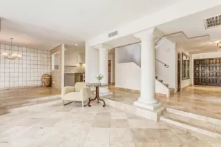 Photo #4: 6335137 Listing