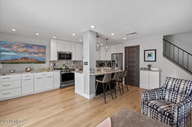 MLS: 6335263 Condo For Sale