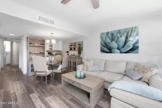 Photo #2: 6335377 Listing