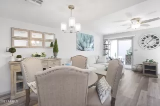 Photo #3: 6335377 Listing