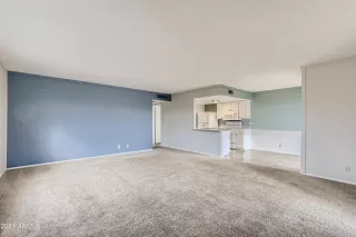 Photo #3: 6335379 Listing