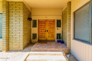 Photo #5: 6335762 Listing