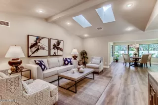 Photo #1: 6335794 Listing