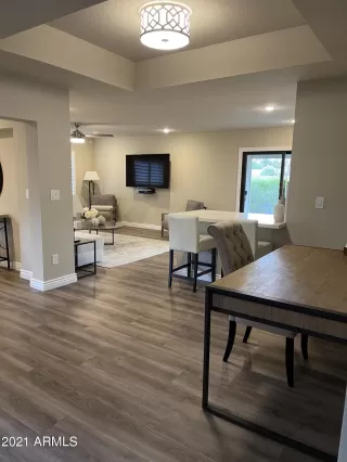 Photo #4: 6335794 Listing