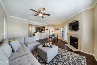 Photo #3: 6335827 Listing