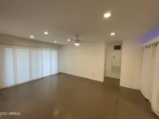 Photo #2: 6335854 Listing