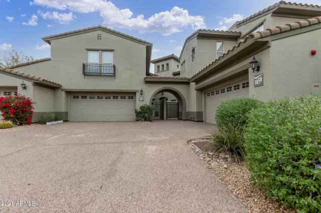 MLS: 6335869 Condo For Sale