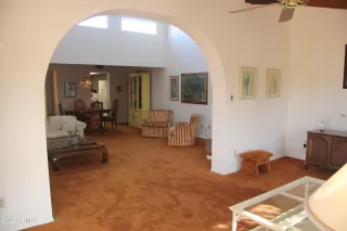 Photo #4: 6336039 Listing