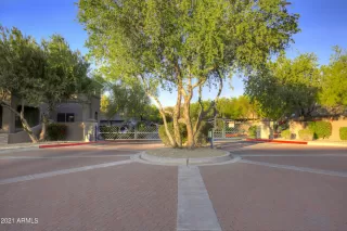 Photo #3: 6336110 Listing