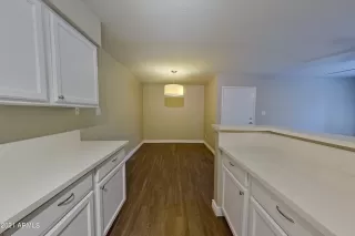 Photo #5: 6336277 Listing