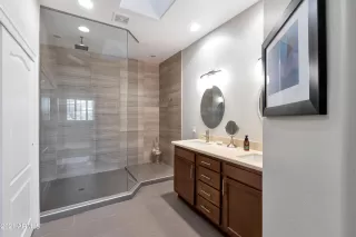 Photo #4: 6336335 Listing