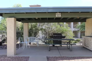 Photo #5: 6336442 Listing 