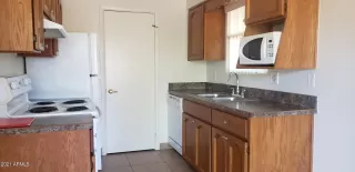Photo #3: 6336566 Listing