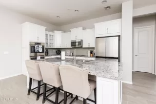 Photo #5: 6336643 Listing 