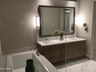 Photo #6: 6336696 Listing