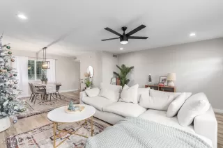 Photo #5: 6336854 Listing