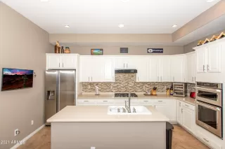 Photo #6: 6336875 Listing