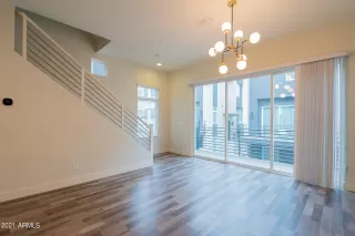 Photo #3: 6336958 Listing 