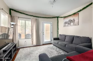 Photo #2: 6337004 Listing