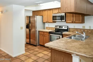 Photo #2: 6337116 Listing