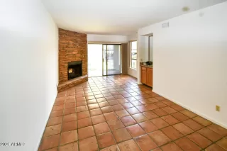 Photo #6: 6337116 Listing