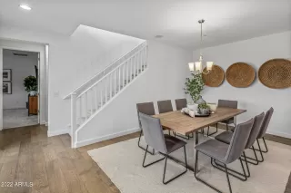 Photo #5: 6337208 Listing