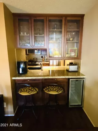 Photo #3: 6337382 Listing