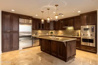 Photo #4: 6337534 Listing