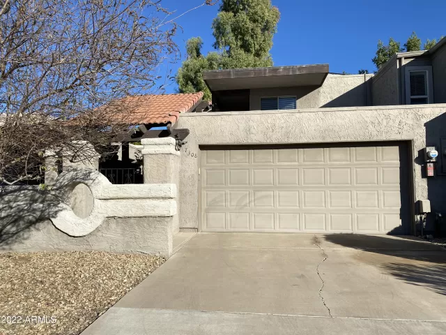 MLS: 6337731 Condo For Sale