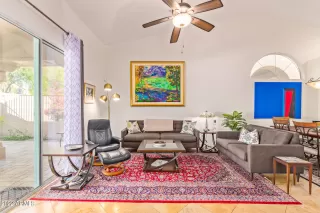 Photo #2: 6337862 Listing