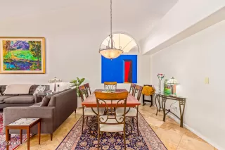 Photo #5: 6337862 Listing