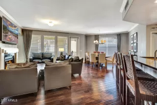 Photo #5: 6337927 Listing