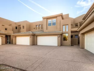 Photo #2: 6338007 Listing 