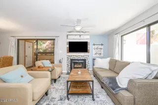 Photo #2: 6338014 Listing 