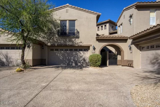 MLS: 6338082 Condo For Sale