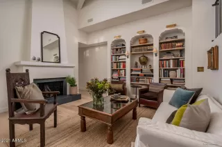 Photo #1: 6338188 Listing